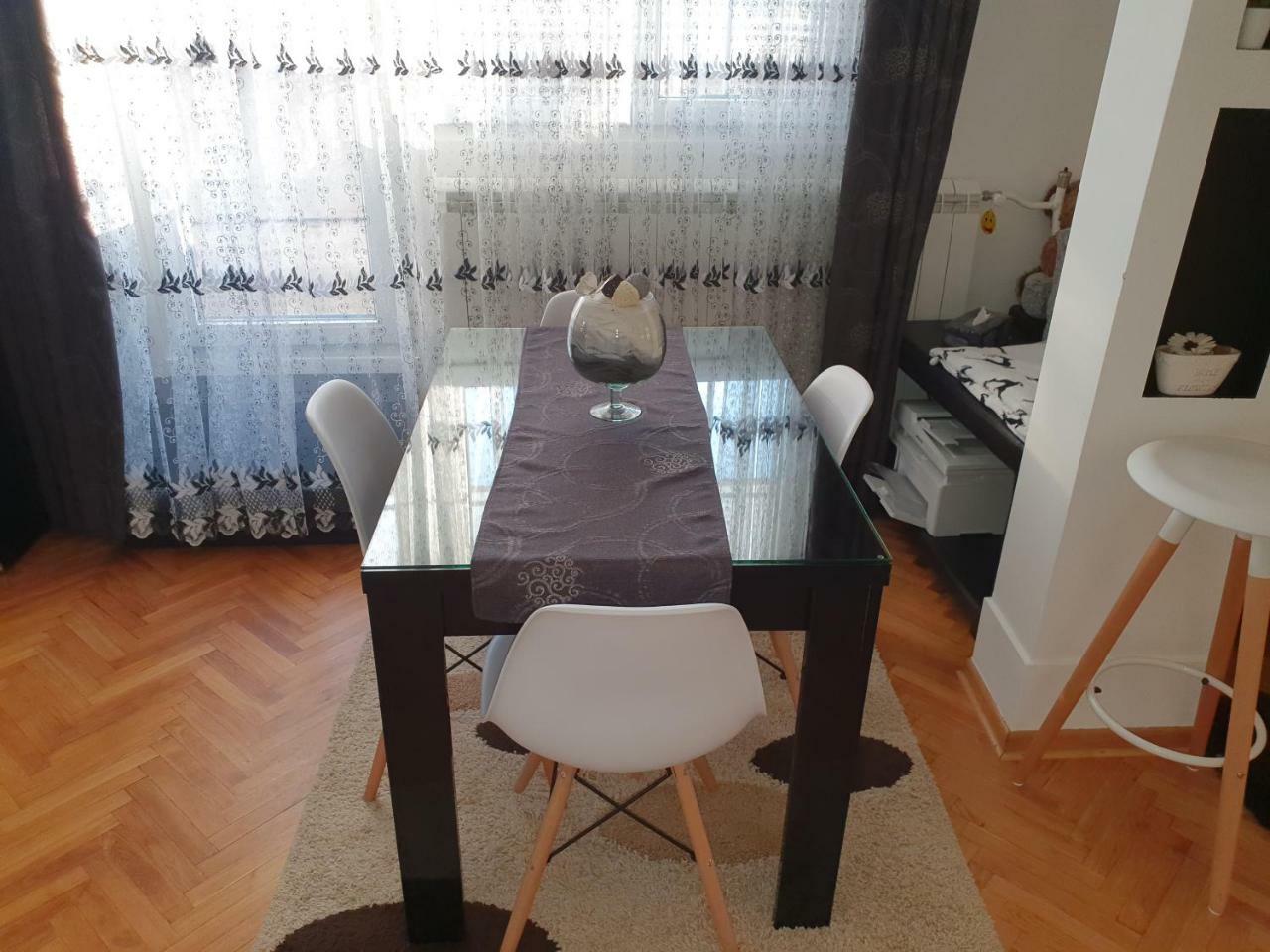 Apartment New Belgrade Home מראה חיצוני תמונה