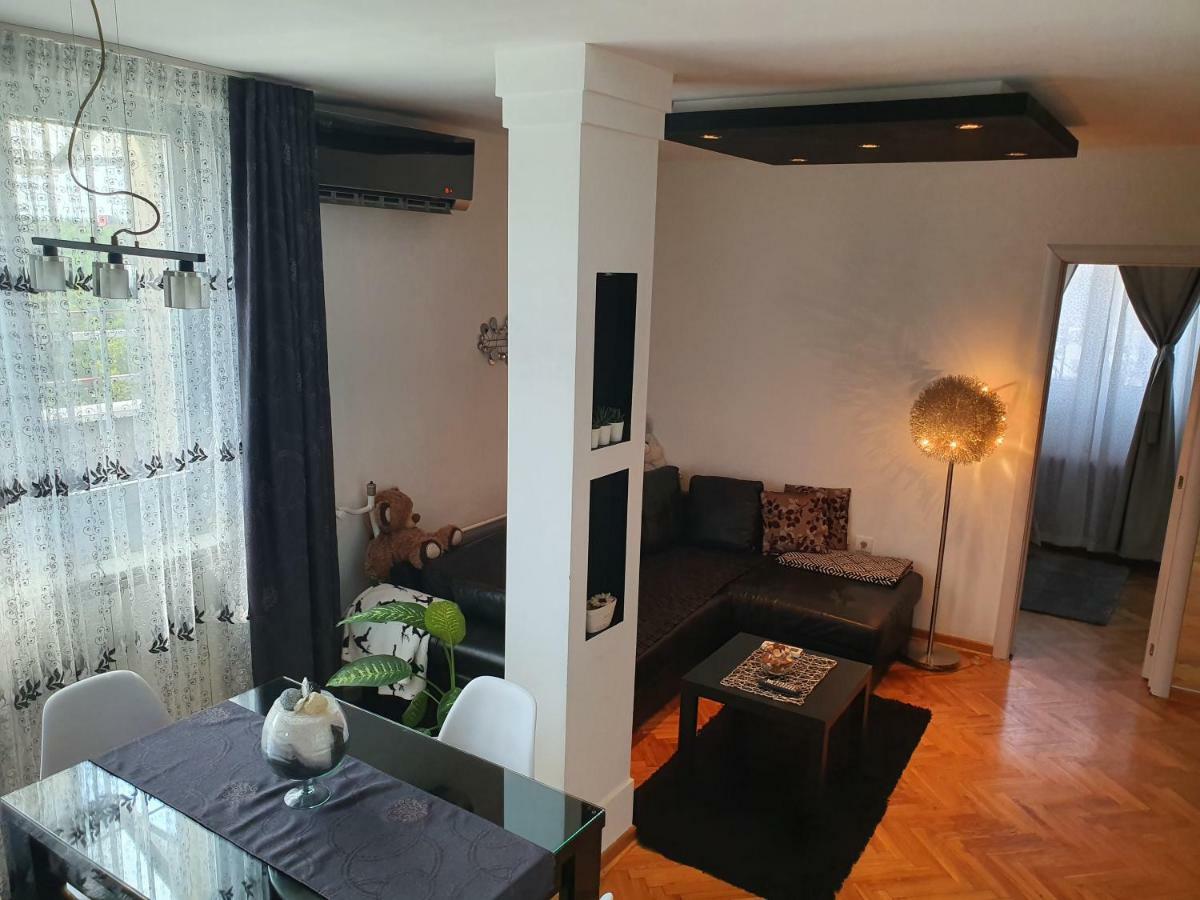 Apartment New Belgrade Home מראה חיצוני תמונה